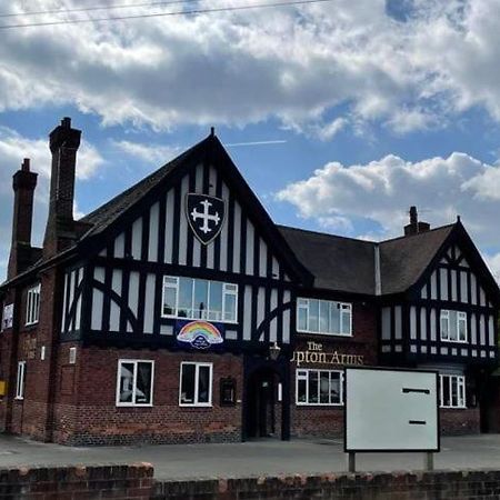 Upton Arms Hotel Pontefract Esterno foto