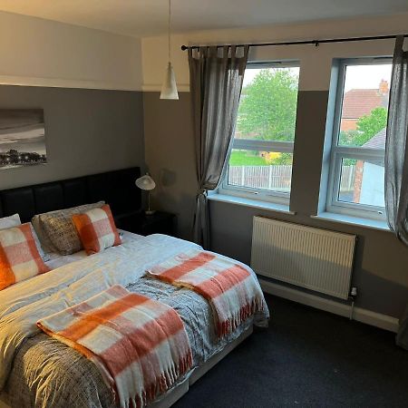 Upton Arms Hotel Pontefract Esterno foto