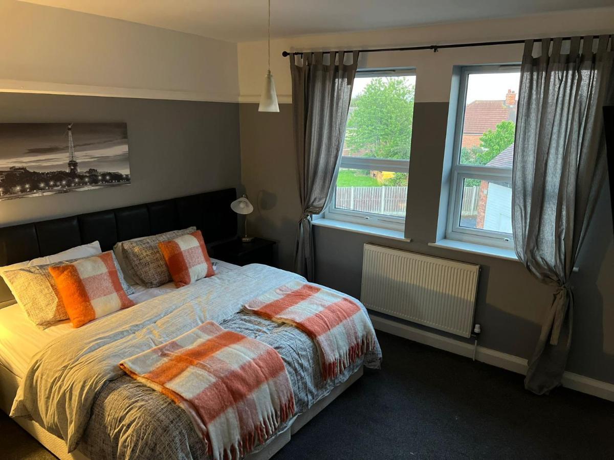 Upton Arms Hotel Pontefract Esterno foto
