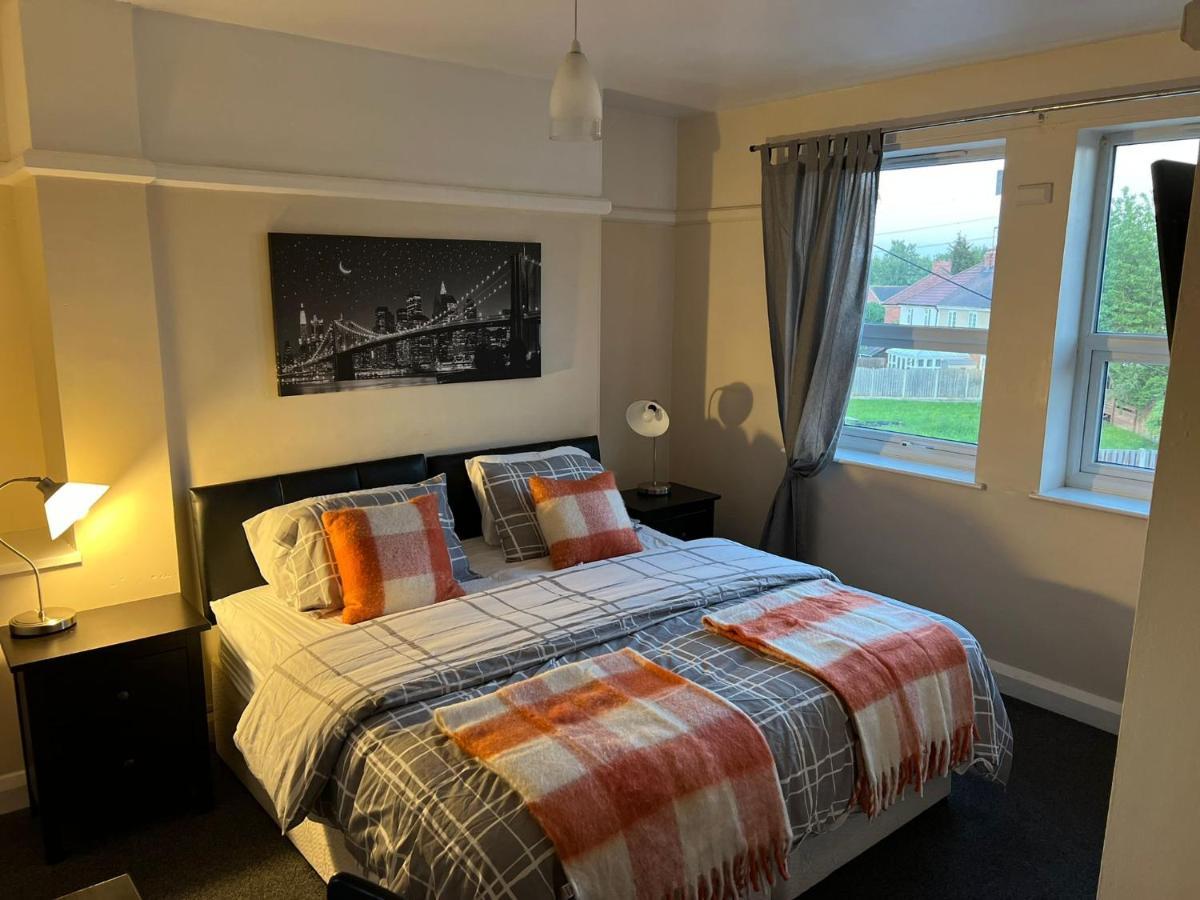 Upton Arms Hotel Pontefract Esterno foto