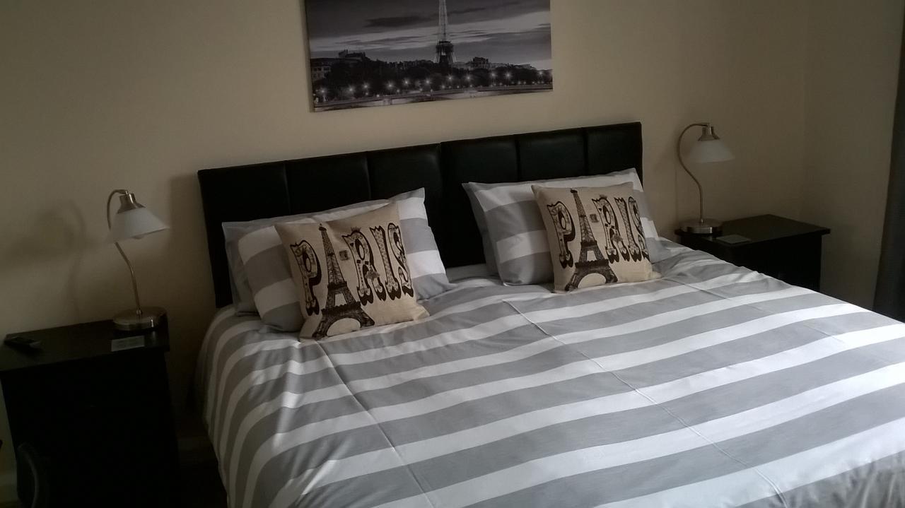Upton Arms Hotel Pontefract Esterno foto