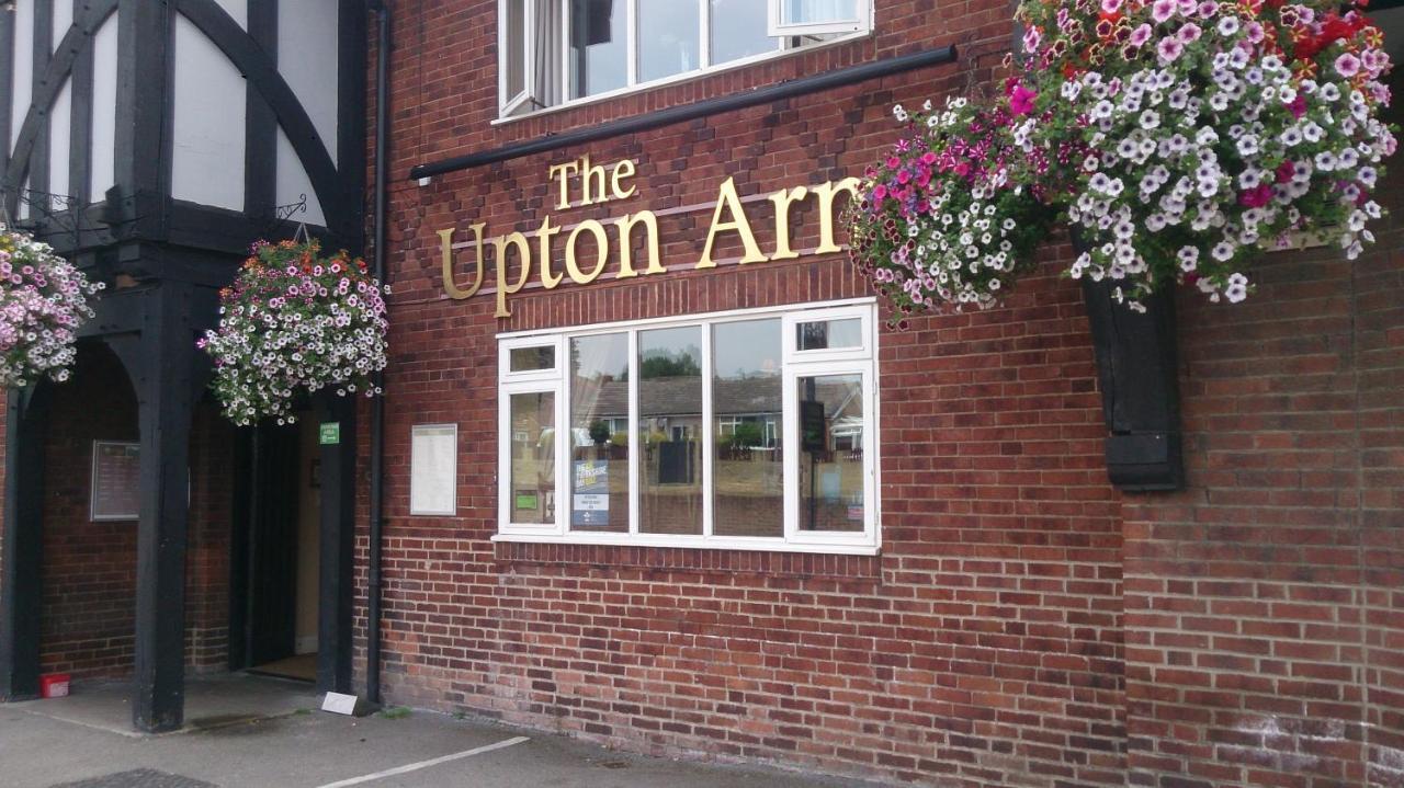 Upton Arms Hotel Pontefract Esterno foto